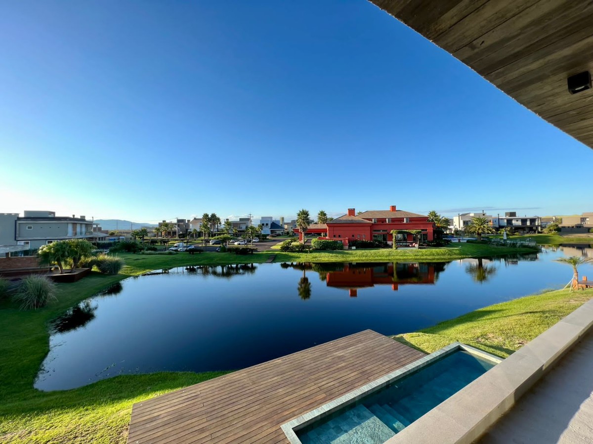 Casa em Condomínio 6 dormitórios para venda, Celebration em Xangri-lá | Ref.: 21965