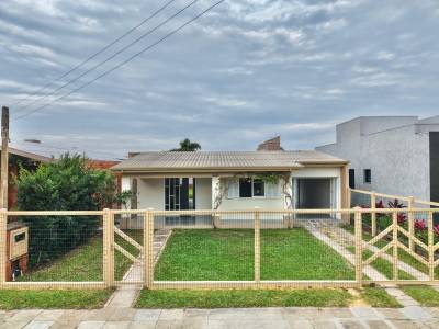 Casa 2 dormitórios para venda, Centro em Xangri-lá | Ref.: 23836