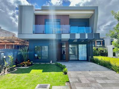 Casa em Condomínio 5 dormitórios para venda, Centro em Xangri-lá | Ref.: 23935