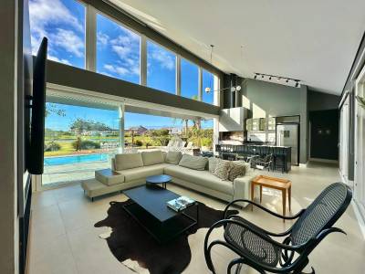 Casa em Condomínio 4 dormitórios para venda, Centro em Xangri-lá | Ref.: 23936