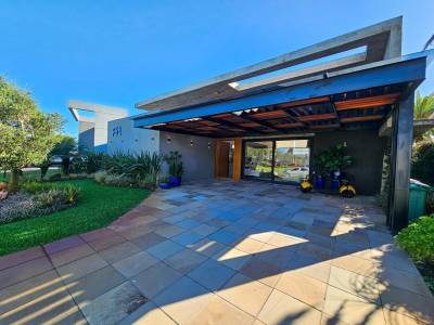 Casa em Condomínio 4 dormitórios para venda, Centro em Xangri-lá | Ref.: 23964